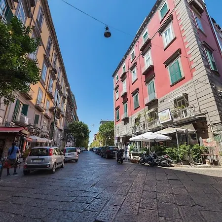 Apartament Bellini Design Complete Three Bd With Three Bath By Houseinnaples Neapol